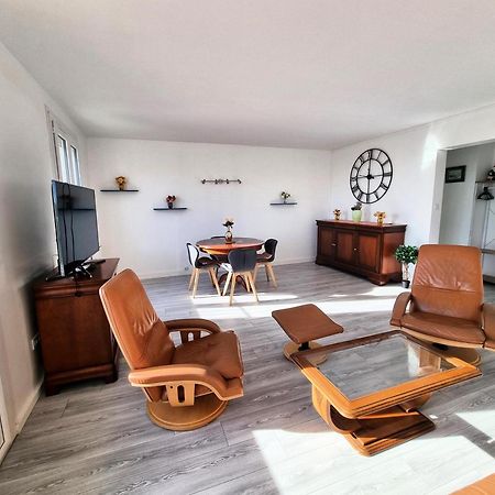 6 Appartements Et 4 Adresses A Mi-Chemin Entre Le Vieux Port Et L Ile De Re La Rochelle  Zewnętrze zdjęcie