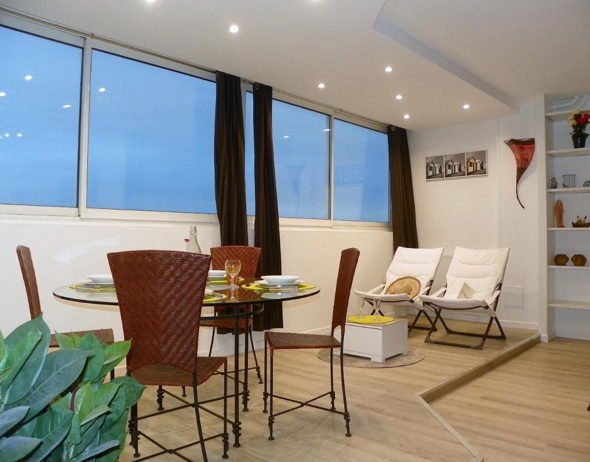 6 Appartements Et 4 Adresses A Mi-Chemin Entre Le Vieux Port Et L Ile De Re La Rochelle  Zewnętrze zdjęcie