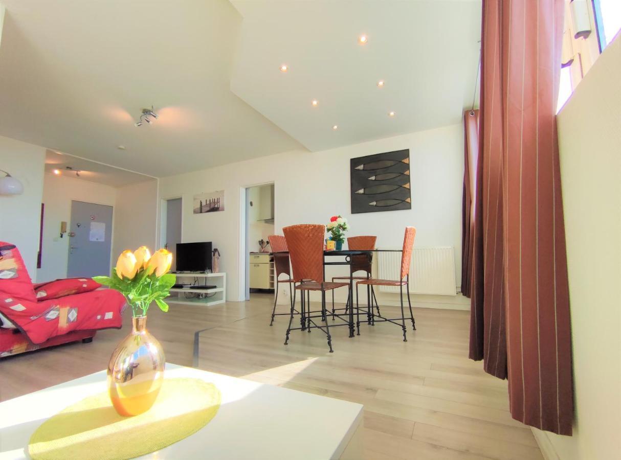 6 Appartements Et 4 Adresses A Mi-Chemin Entre Le Vieux Port Et L Ile De Re La Rochelle  Zewnętrze zdjęcie