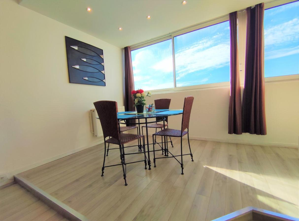 6 Appartements Et 4 Adresses A Mi-Chemin Entre Le Vieux Port Et L Ile De Re La Rochelle  Zewnętrze zdjęcie