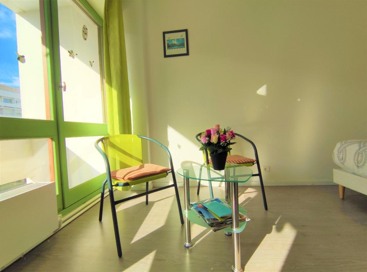 6 Appartements Et 4 Adresses A Mi-Chemin Entre Le Vieux Port Et L Ile De Re La Rochelle  Zewnętrze zdjęcie