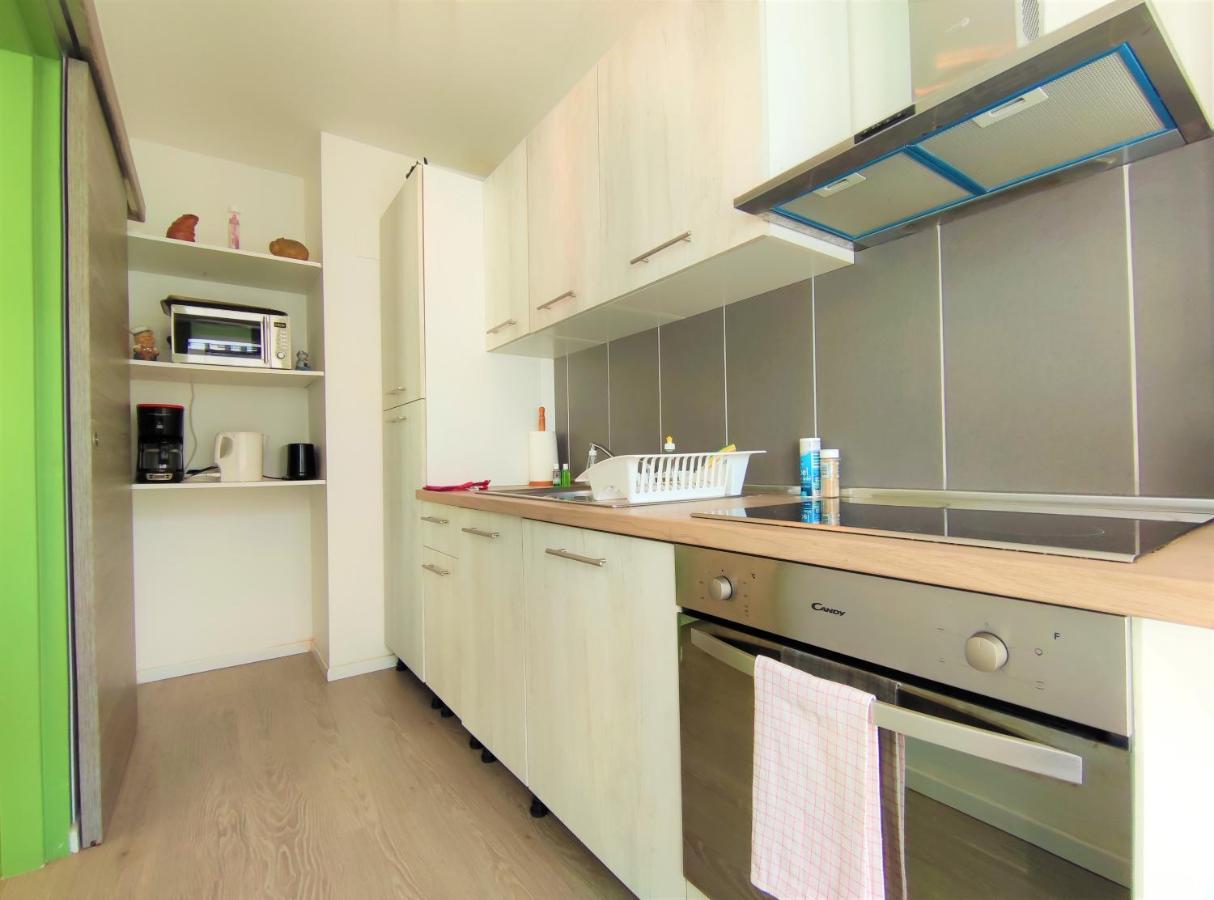 6 Appartements Et 4 Adresses A Mi-Chemin Entre Le Vieux Port Et L Ile De Re La Rochelle  Zewnętrze zdjęcie