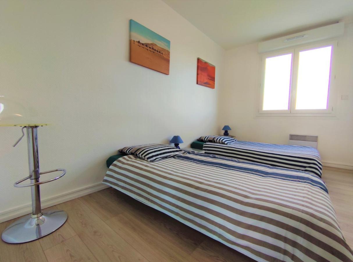6 Appartements Et 4 Adresses A Mi-Chemin Entre Le Vieux Port Et L Ile De Re La Rochelle  Zewnętrze zdjęcie