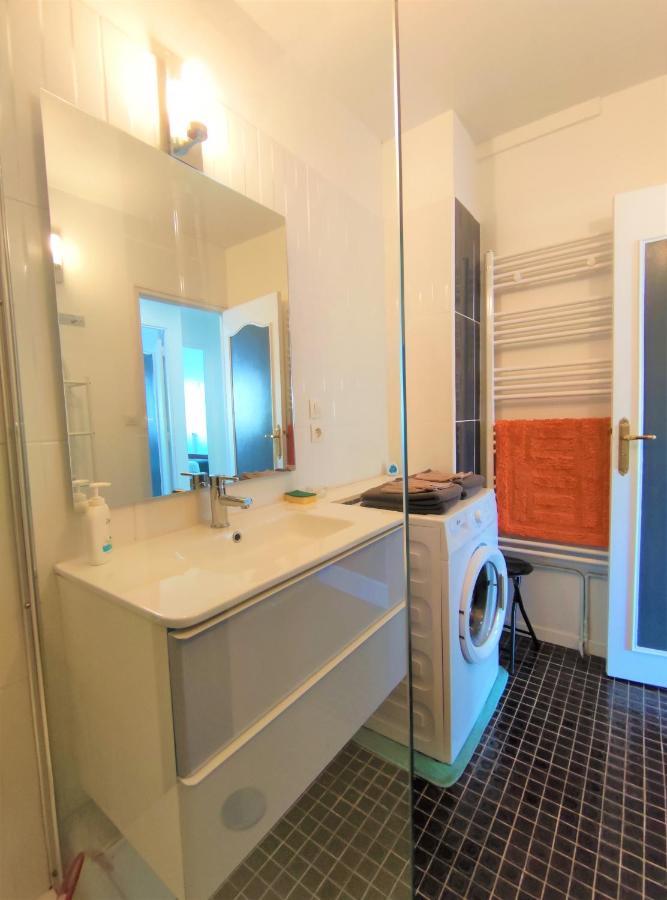 6 Appartements Et 4 Adresses A Mi-Chemin Entre Le Vieux Port Et L Ile De Re La Rochelle  Zewnętrze zdjęcie