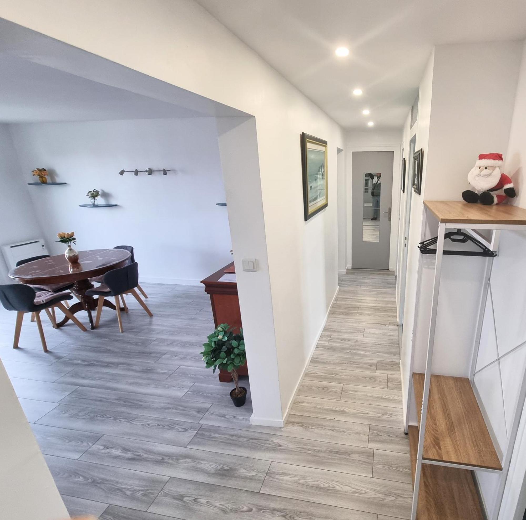 6 Appartements Et 4 Adresses A Mi-Chemin Entre Le Vieux Port Et L Ile De Re La Rochelle  Zewnętrze zdjęcie